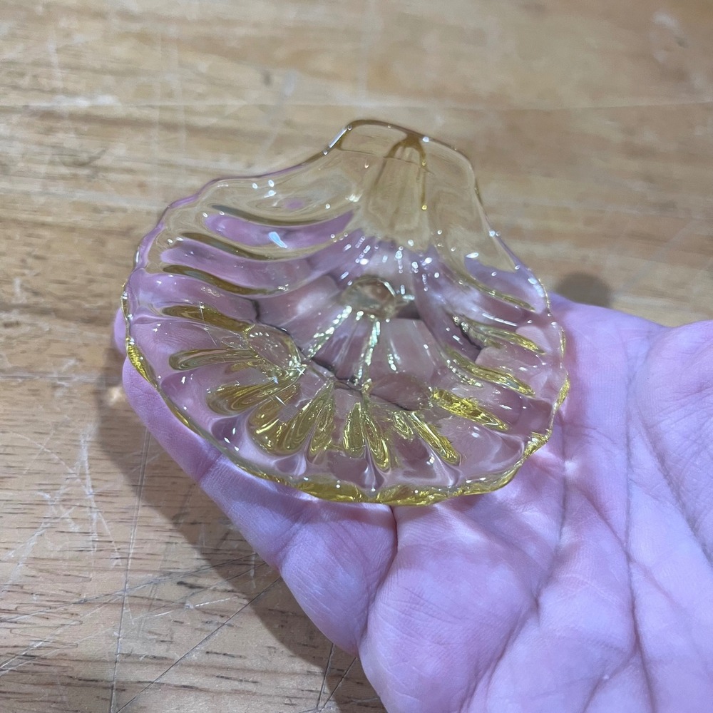 Vtg Cambridge Vaseline Glass Yellow Seashell Trinket Dish Footed Scallop 3.25"